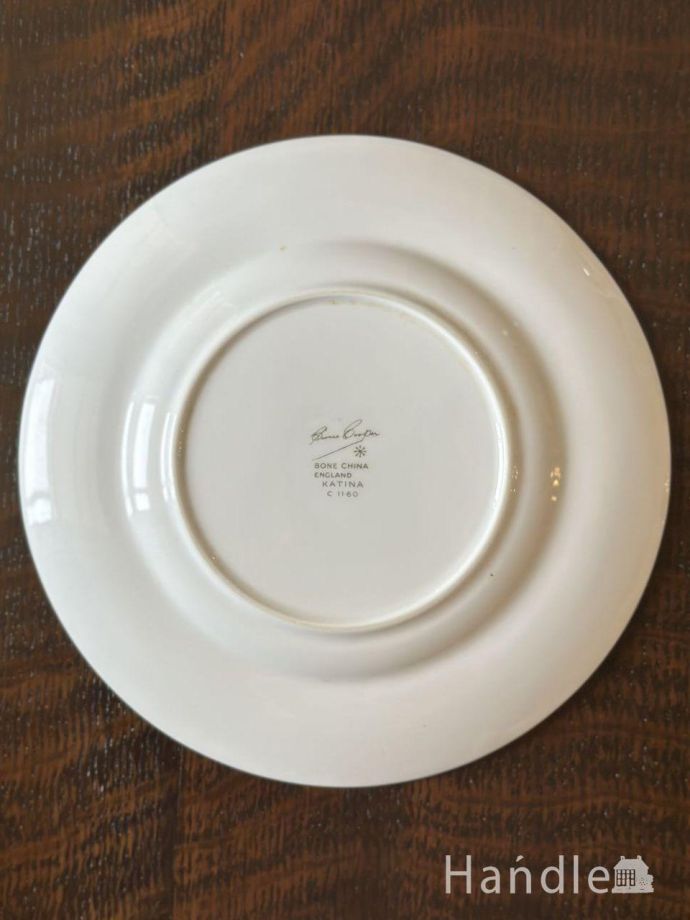 プレートの後ろ