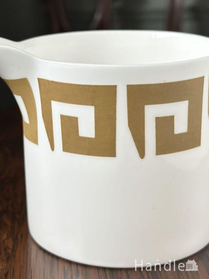 アンティークのミルクピッチャー