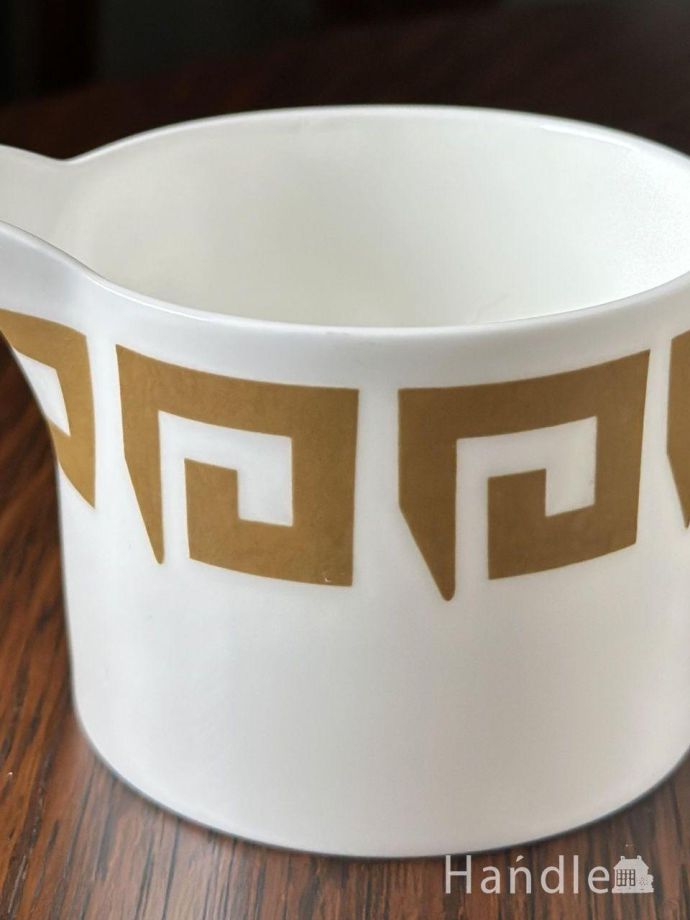 アンティークのミルクピッチャー