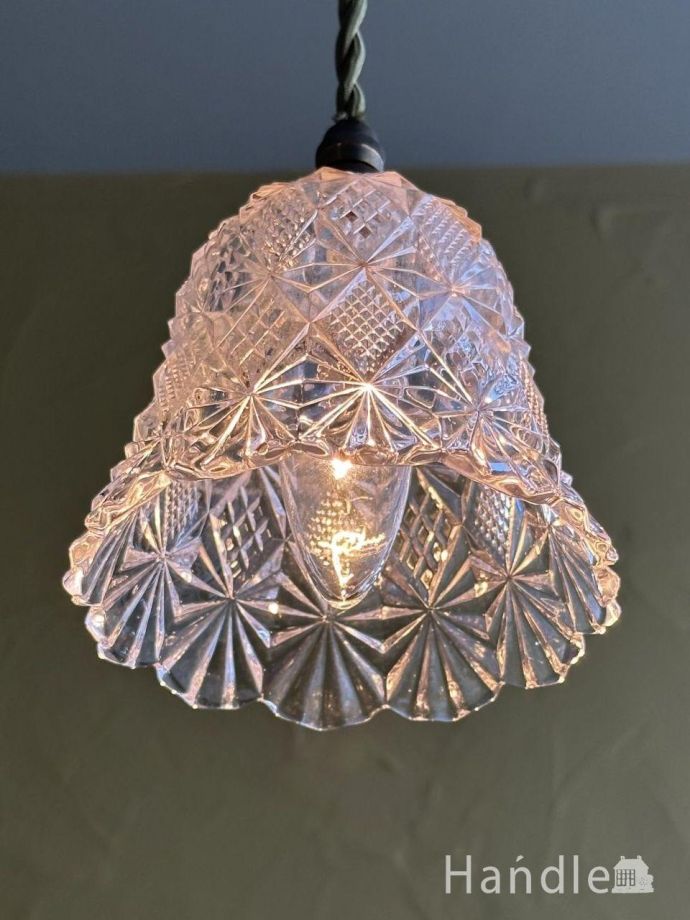 アンティーク照明の美しい灯り