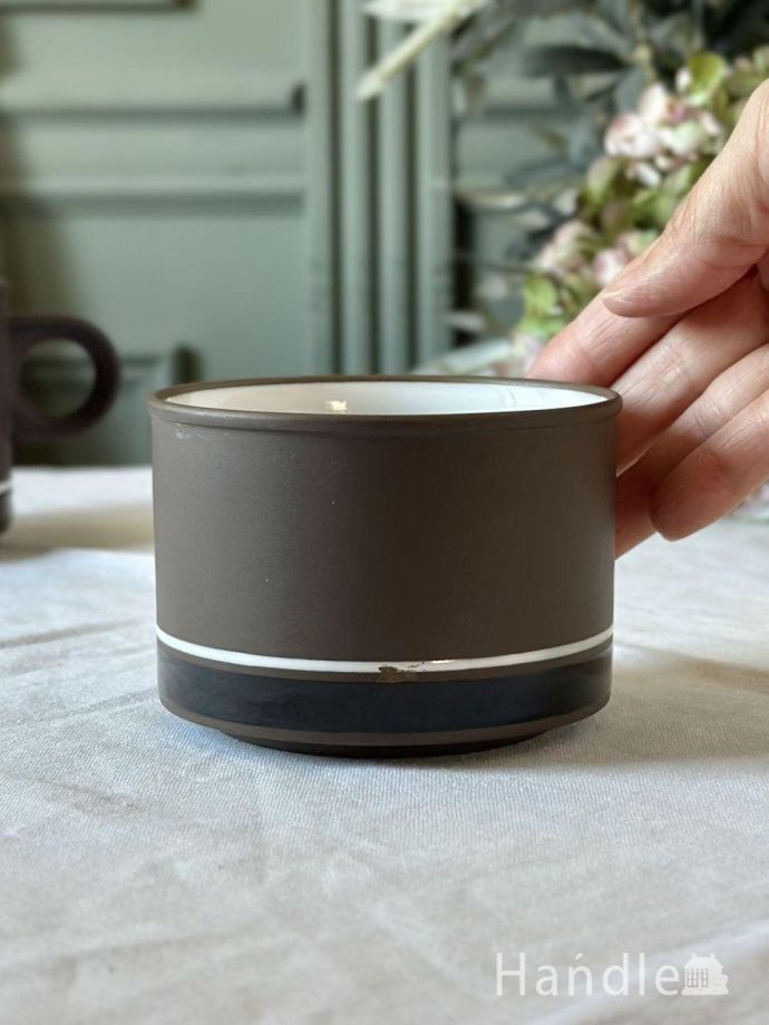 陶磁器のシュガーボウル