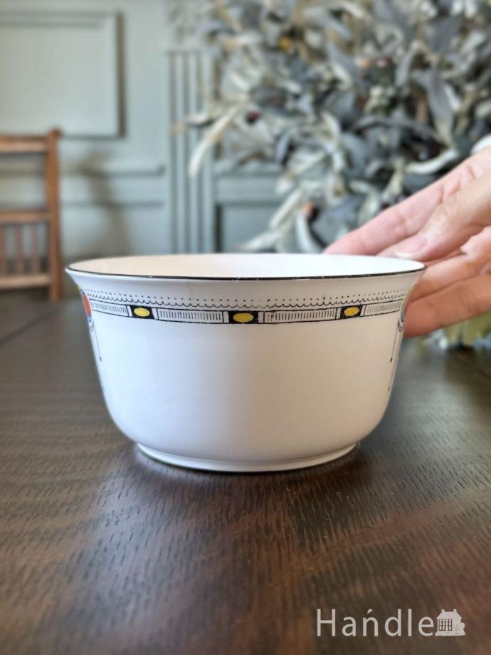 陶磁器のシュガーボウル