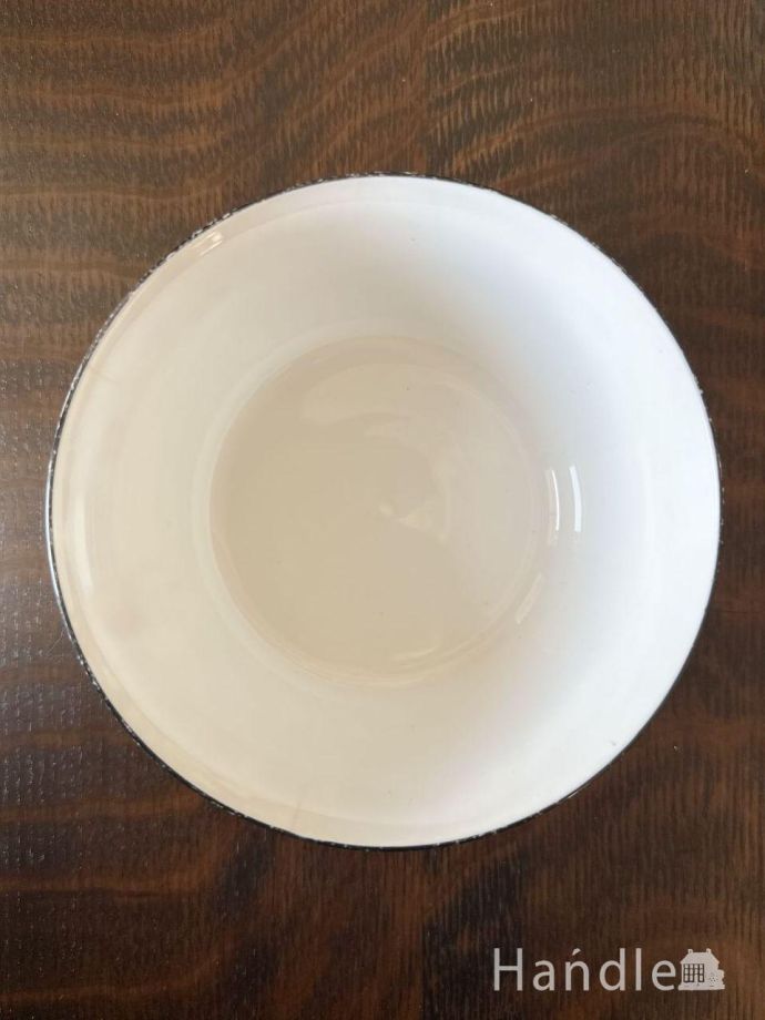 英国アンティークのおしゃれな食器