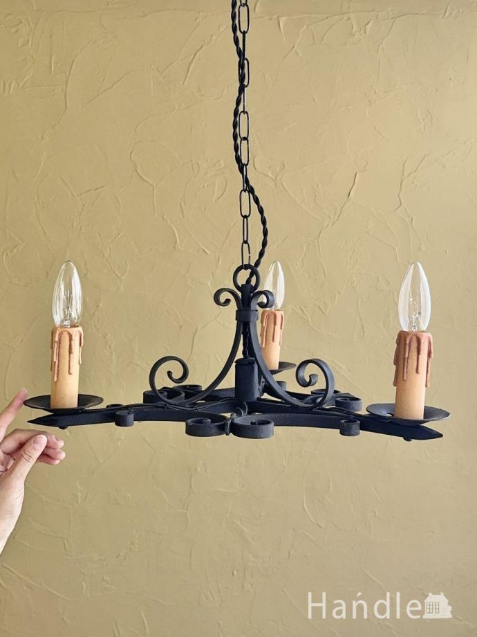 アンティークのシャンデリア