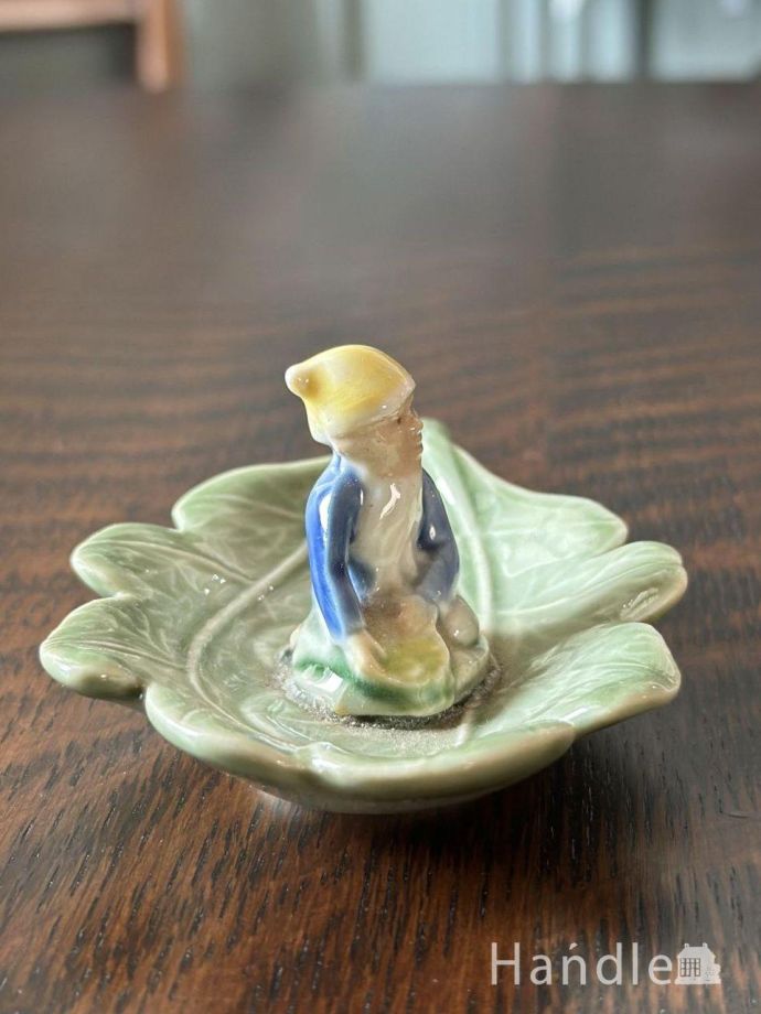 アンティークの置物