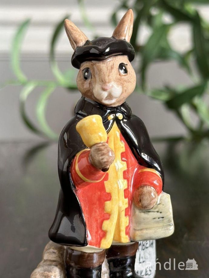 アンティークのフィギュリン