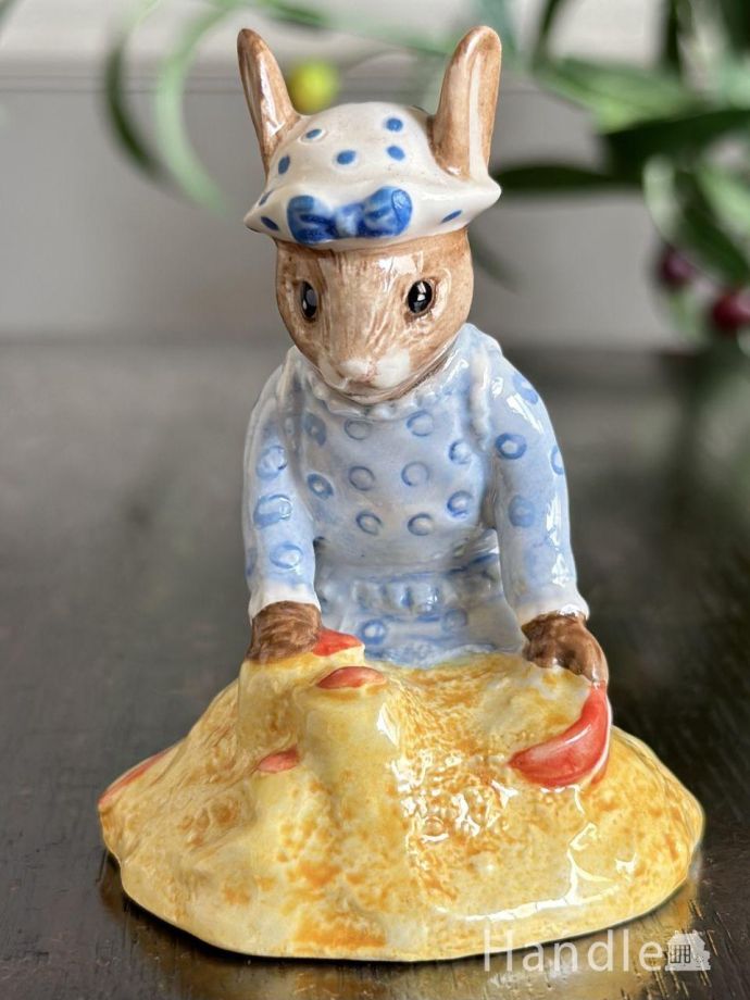 アンティークのフィギュリン