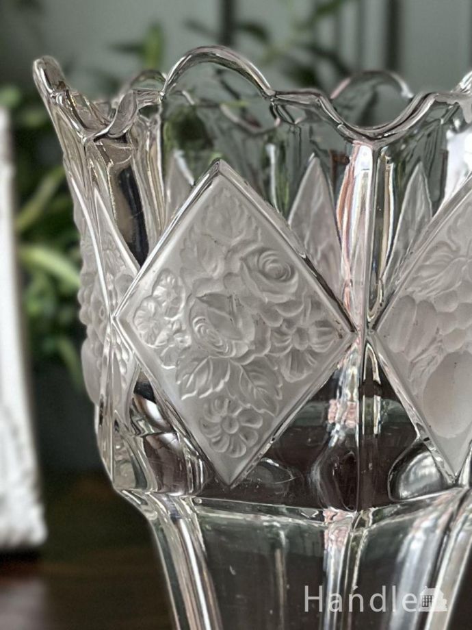 アンティークガラスの雑貨、フラワーベース