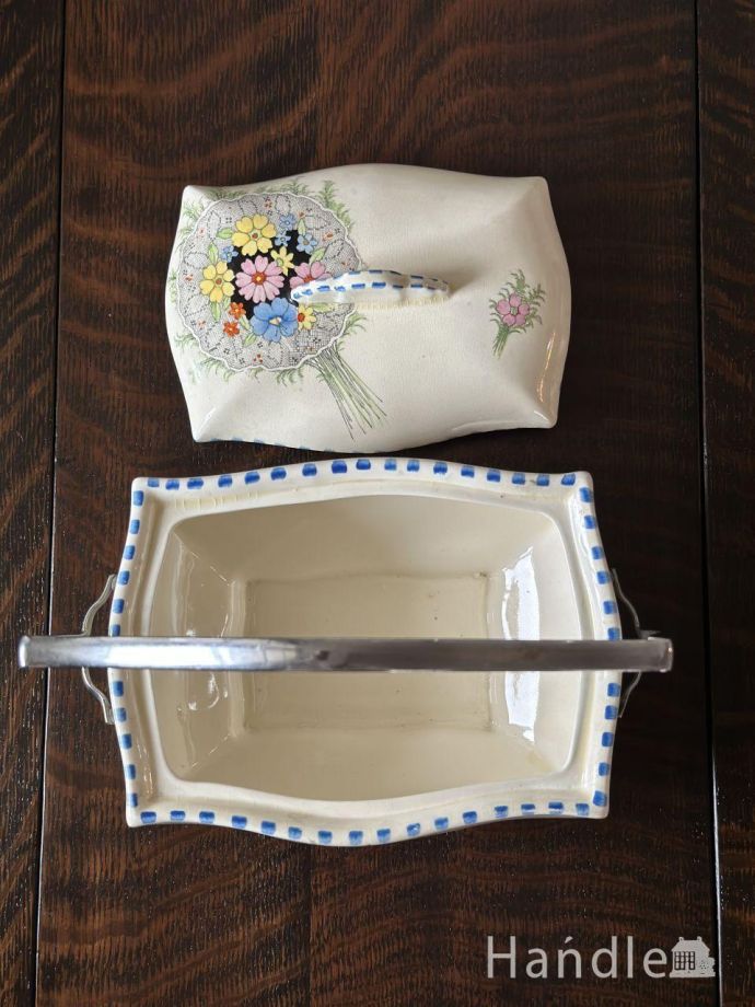 おしゃれなアンティークの食器