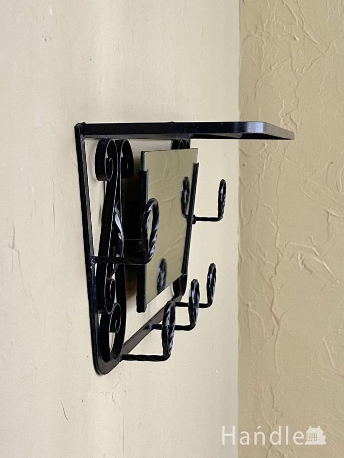 ウォールフックの側面