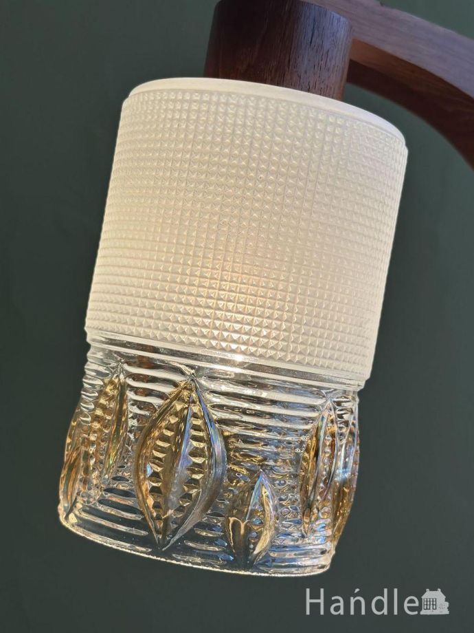 シャンデリアのガラスシェード