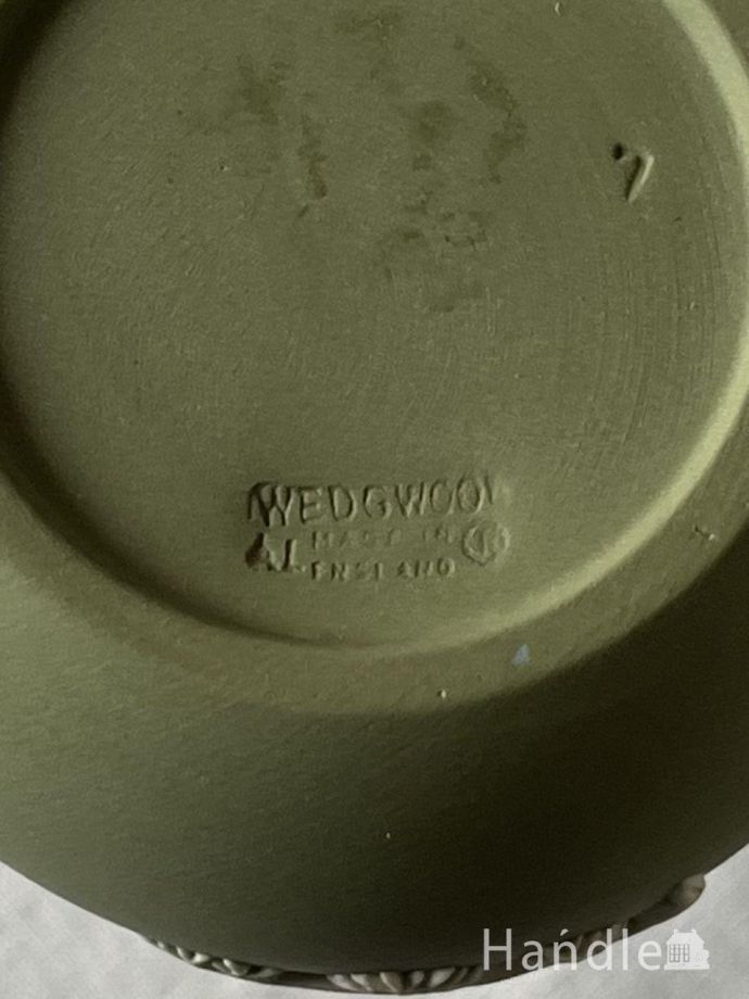 フラワーベースのバックスタンプ