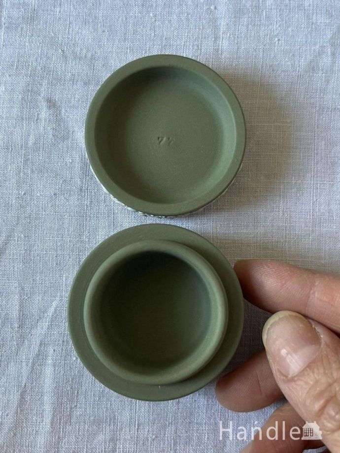 アンティークのトリンケットボックス