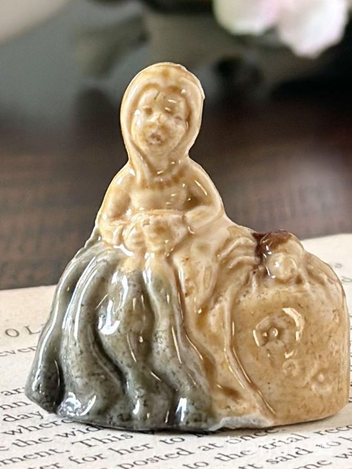 英国陶器のフィギュリン