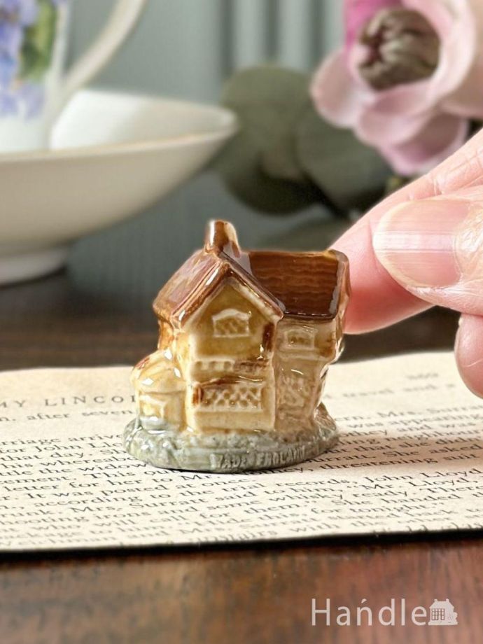 WADE社のビンテージ陶磁器