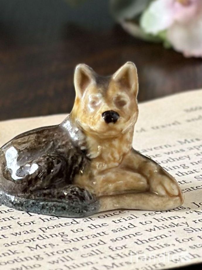 アンティークのフィギュリン