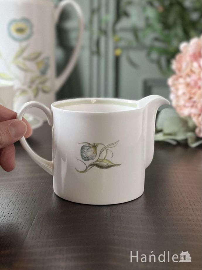 陶磁器のミルクピッチャー