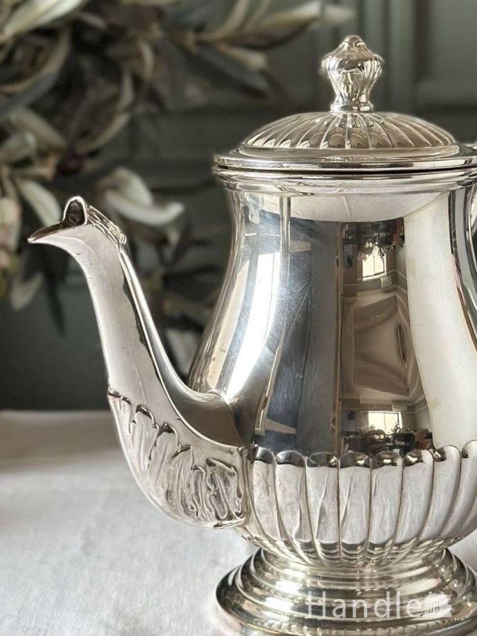 イギリスから届いた5点のティーセット、アンティークシルバープレート