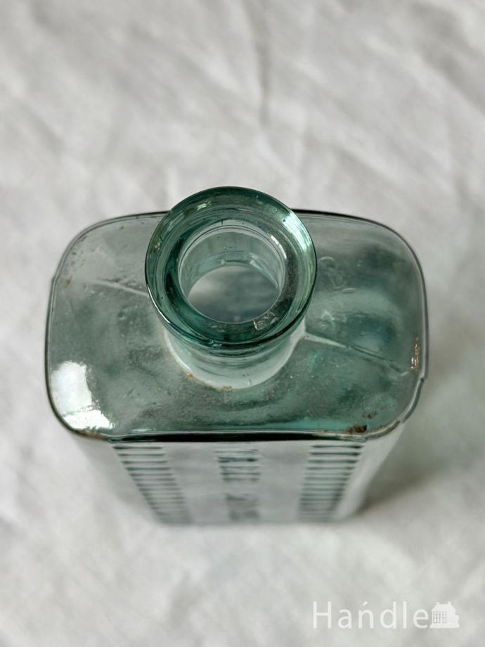 おしゃれなアンティークガラス雑貨