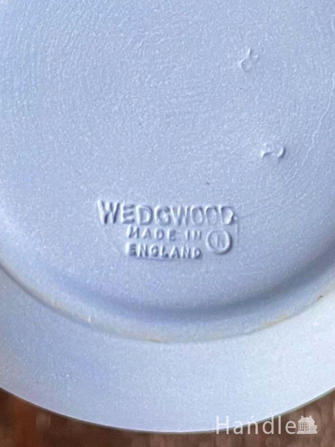 フラワーベースのバックスタンプ