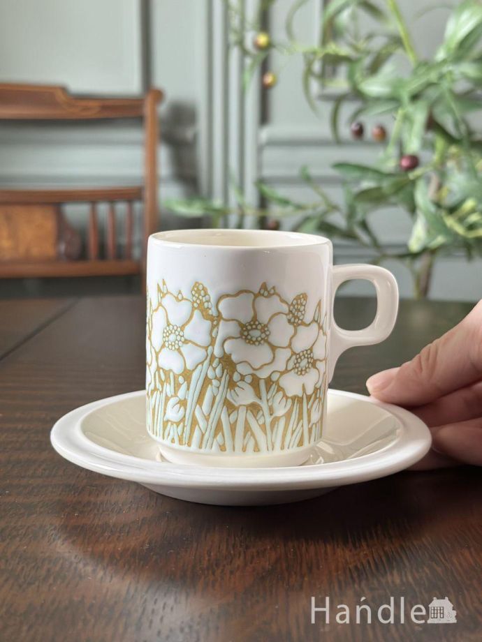 アンティークのカップ＆ソーサー