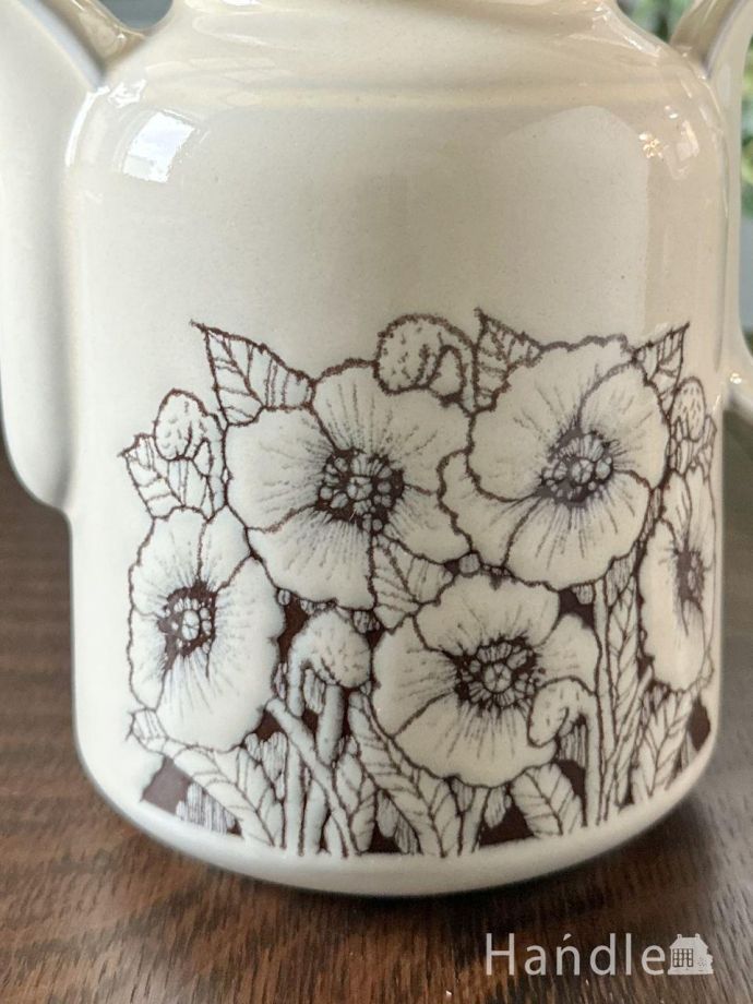 アンティークのティーポット