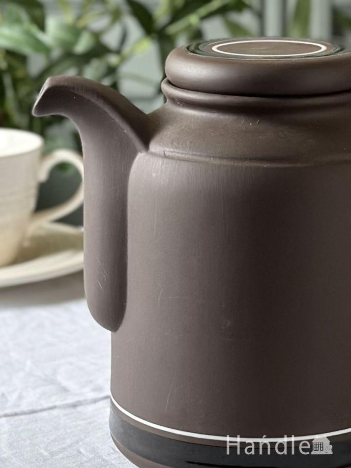 アンティークのティーポット