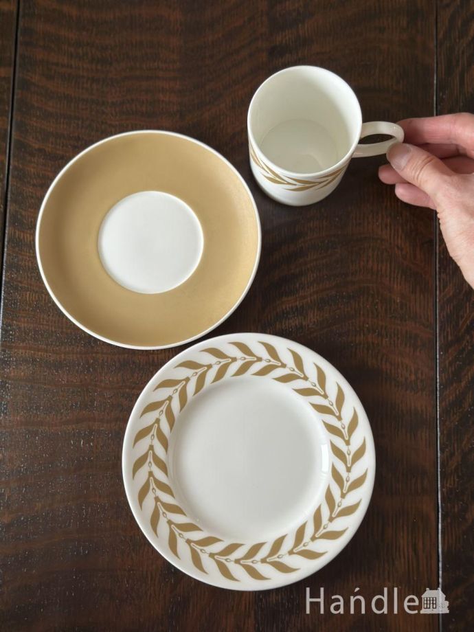 英国アンティークのおしゃれな食器