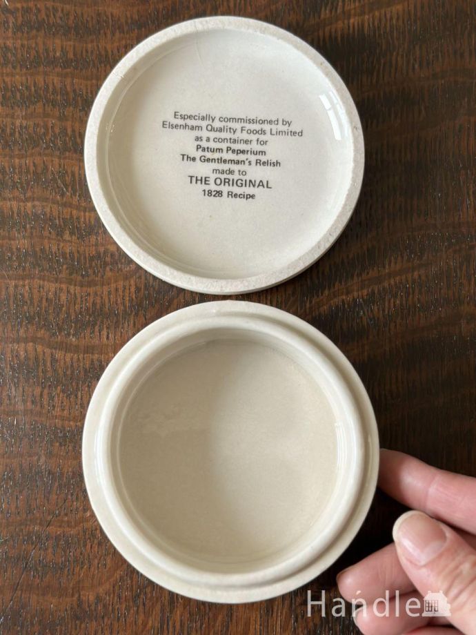 アンティークのボックス