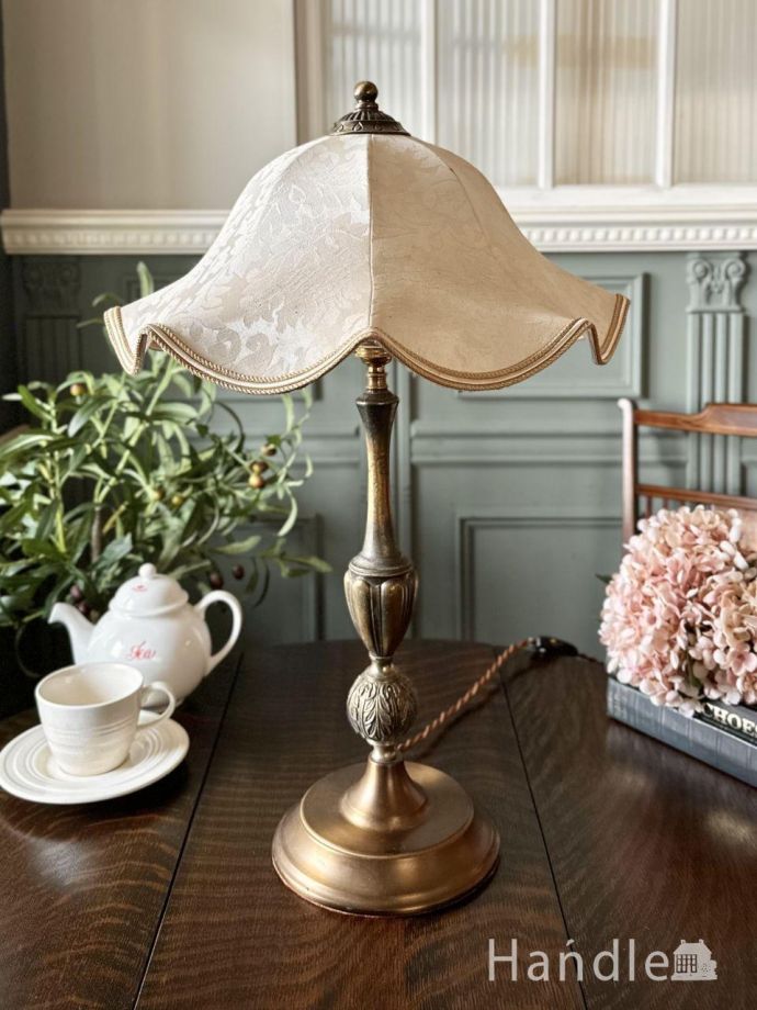 アンティークの照明、テーブルランプ