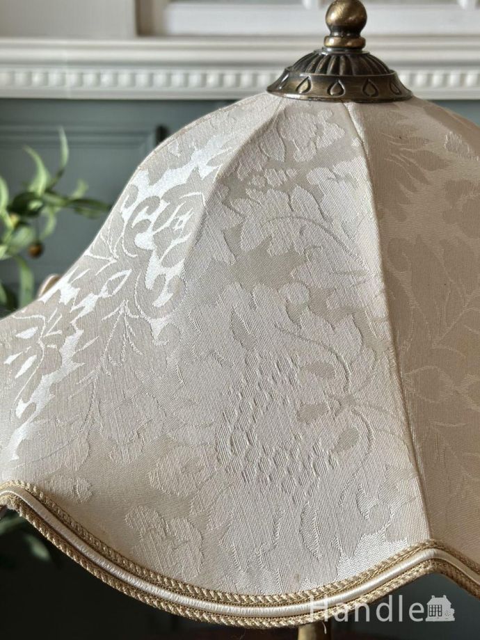 テーブルランプのオリジナルシェード