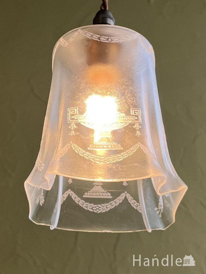 アンティーク照明の美しい灯り