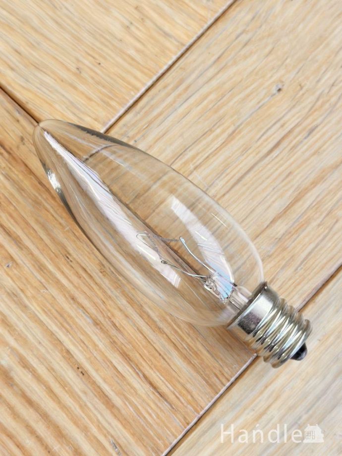 シャンデリアの電球
