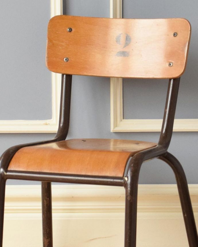 キッチンチェア アンティーク チェア イギリスのアンティーク家具の子供用スタッキングチャイルドチェア。なんだか懐かしい素朴なデザイン。(k-740-c-1)
