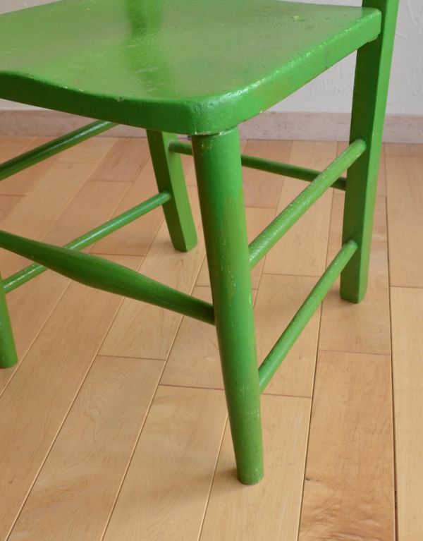 アンティークチェアの脚