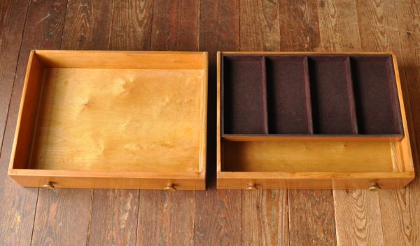 アーコールの家具　アンティーク家具　めずらしい形のアーコールの家具、カッコイイデザインのウェルシュドレッサー。キレイにお直ししました引き出しの中も修復の際、専門の職人がキレイにしました。(k-983-f)