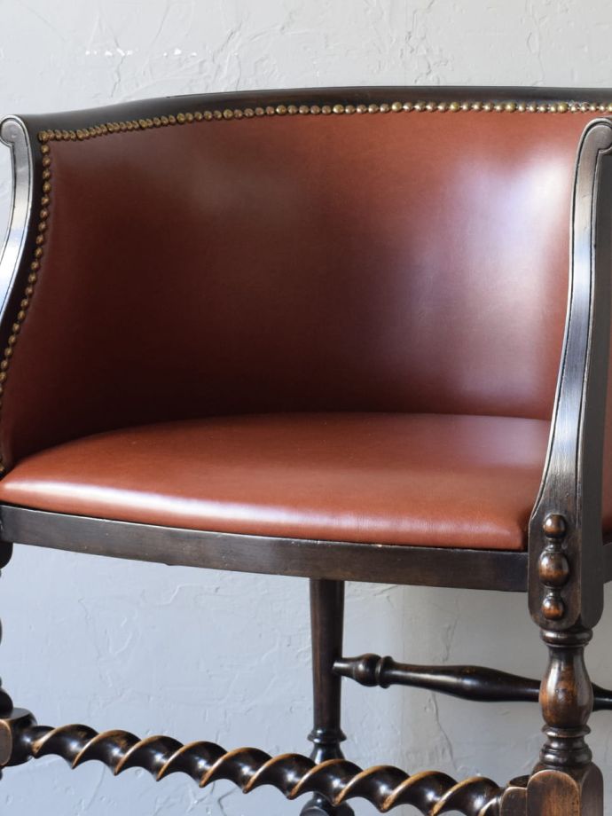 アンティークパーソナルチェアの背もたれ