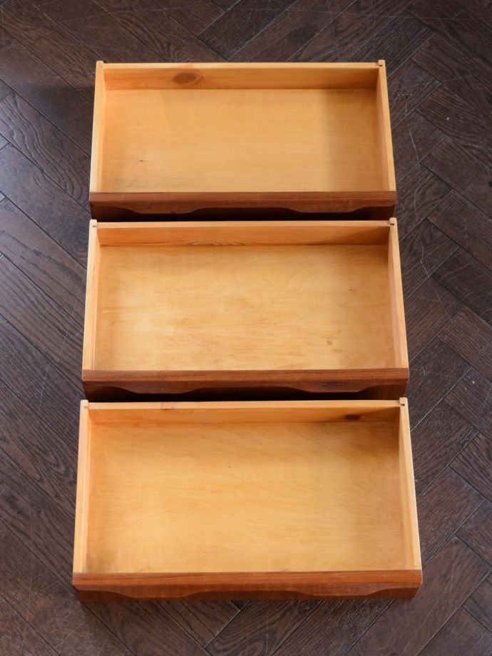 チェストの引き出し