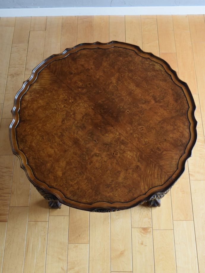 アンティークのテーブルの天板