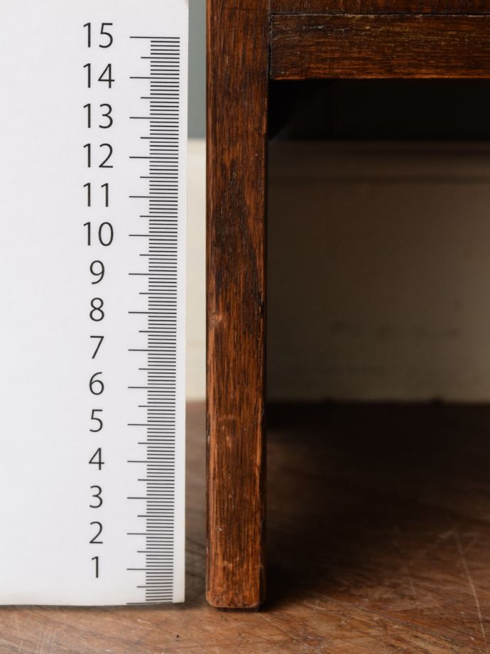 アンティーク家具の脚