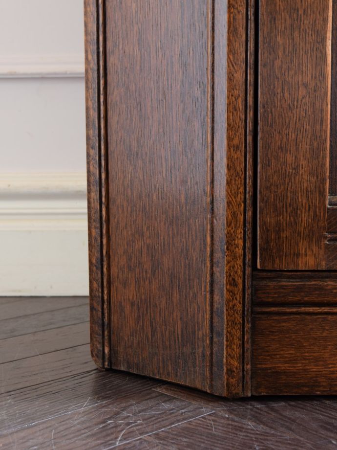 アンティーク家具の脚