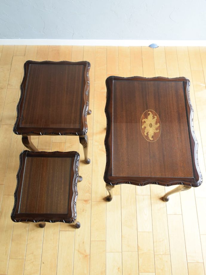 アンティークのテーブルの天板