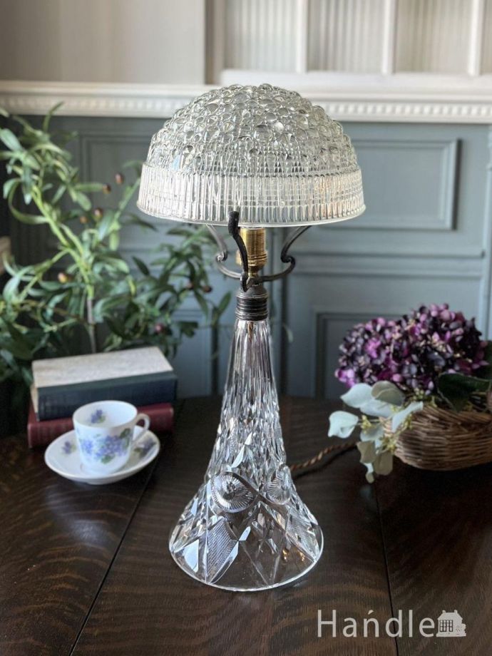 アンティークの照明、テーブルランプ