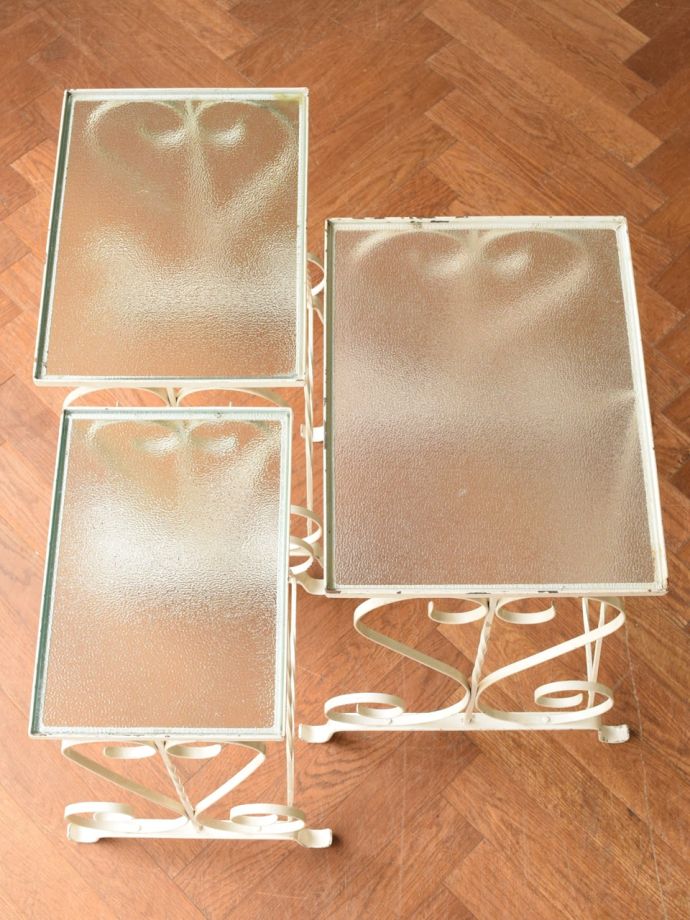 アンティークのテーブルの天板