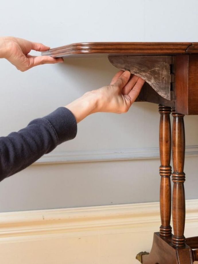 伸長式テーブルのサイズ変更方法