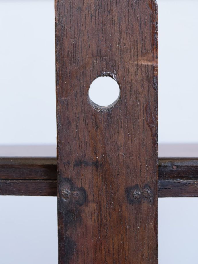 アンティークシェルフの取り付け