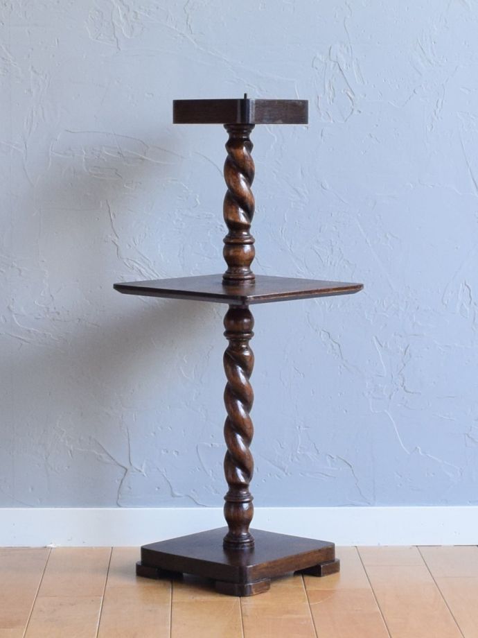 アッシュトレイの側面