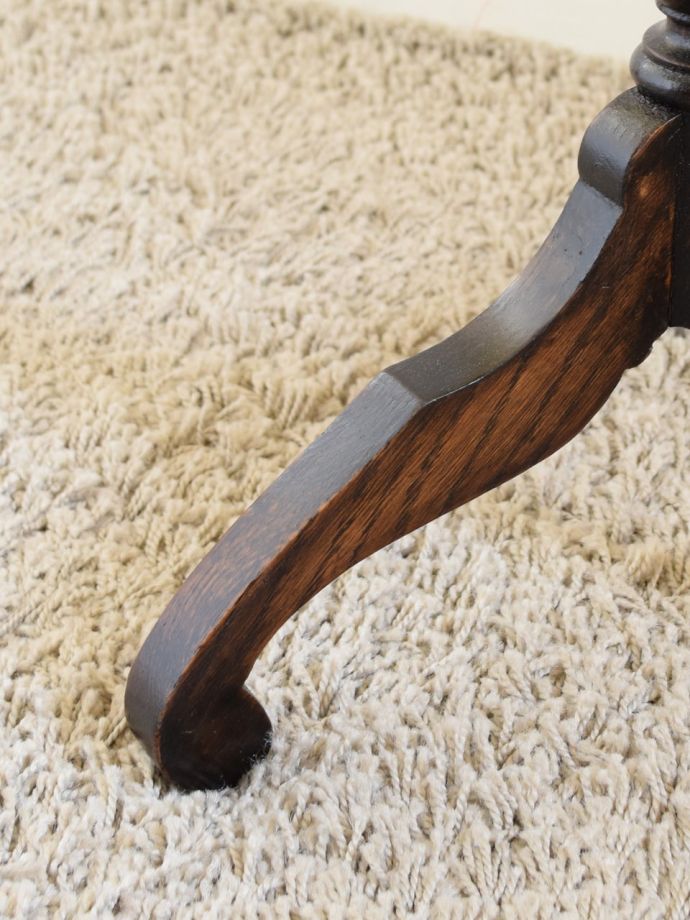 アンティーク家具の脚