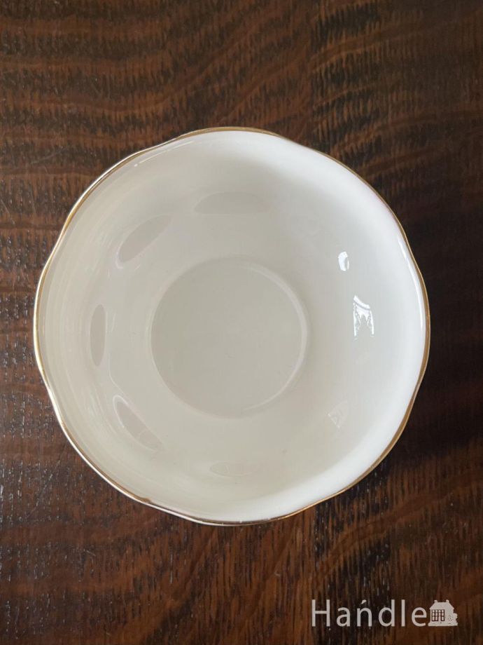 英国アンティークのおしゃれな食器