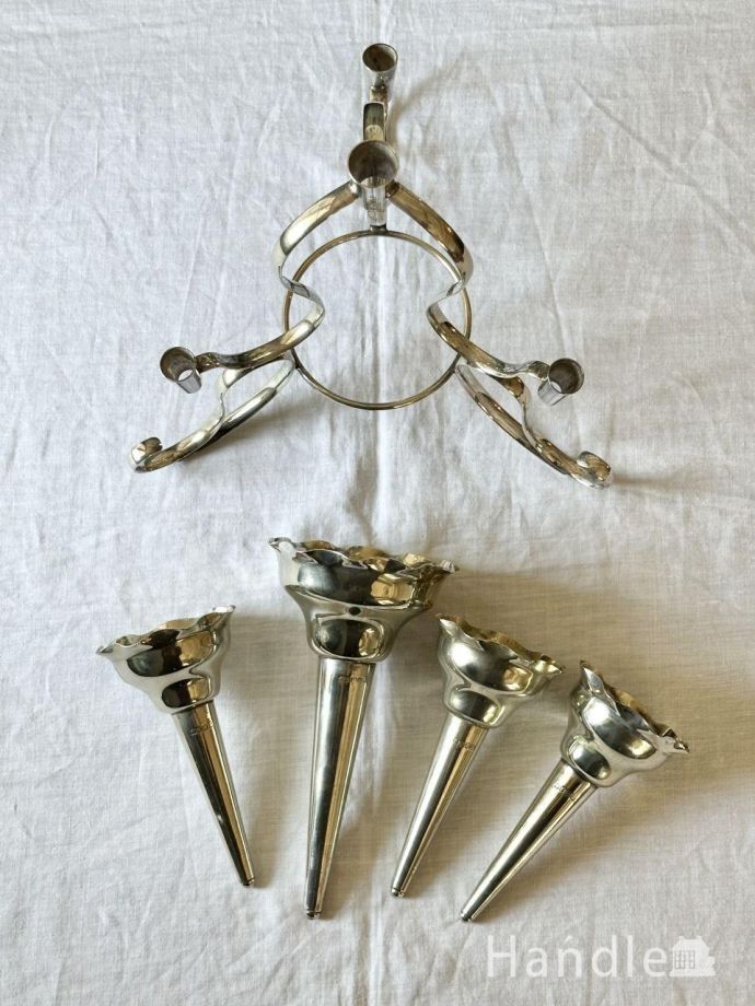 アンティークのシルバーの花器